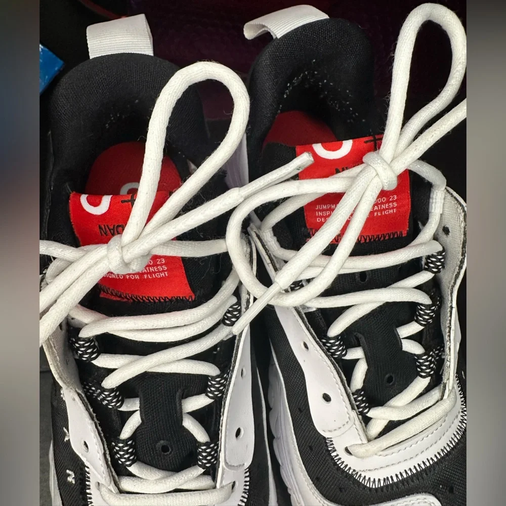 Nike Jordan Jumpman Delta 2 - 9.5